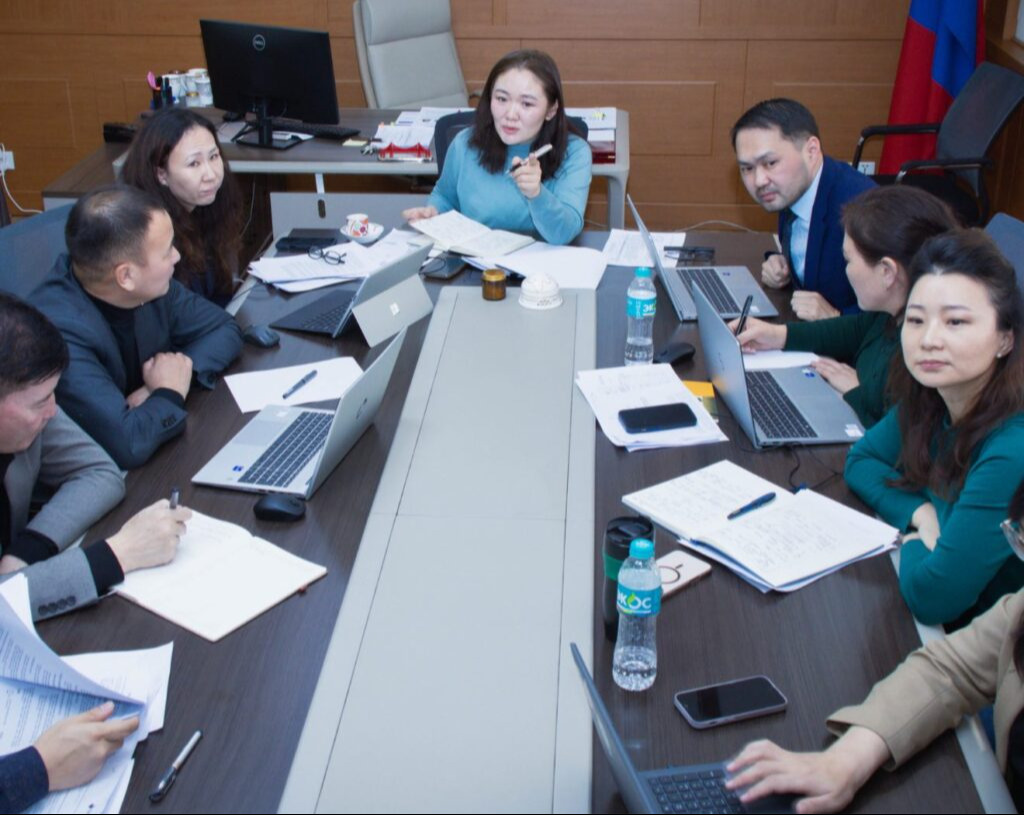 МОНГОЛ УЛСЫГ ОЛОН УЛСАД СУРТАЛЧИЛАХ АЖЛЫН ХҮРЭЭНД БАЙГУУЛСАН ГЭРЭЭНИЙ ХЭРЭГЖИЛТЭД ХЯНАЛТ ШАЛГАЛТ ХИЙНЭ